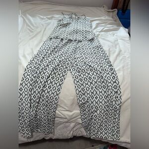 Banana Republic Monochrome Patterned Top & Wide Leg Pant M